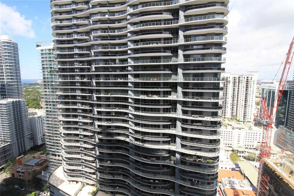 1010 Brickell Ave - Photo 7