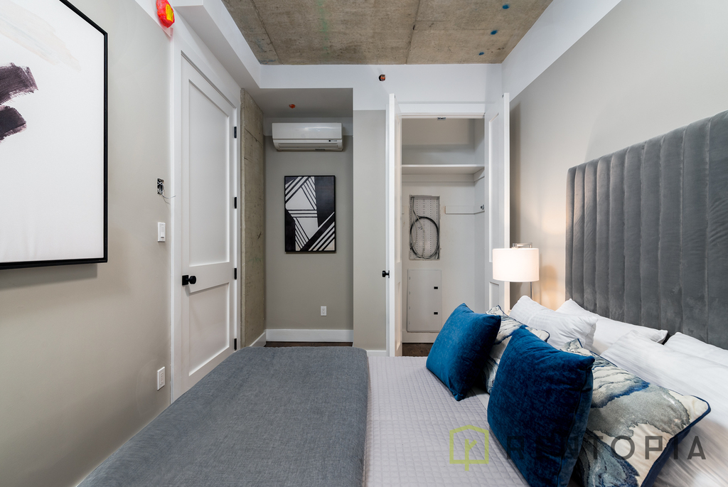 187 Kent Avenue - Photo 4