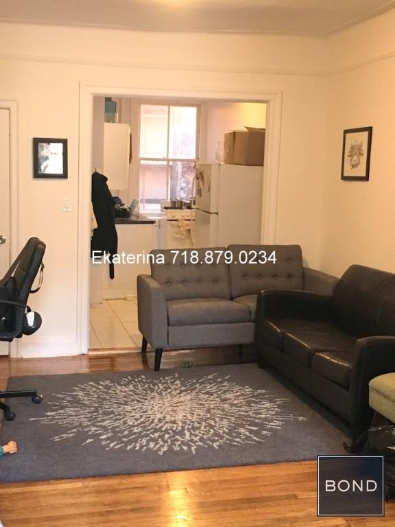 224 East 70th Street - Photo 2