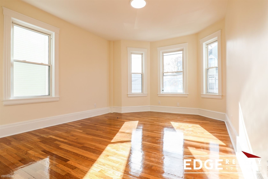 78 Aldie St Apt 3 - Photo 1