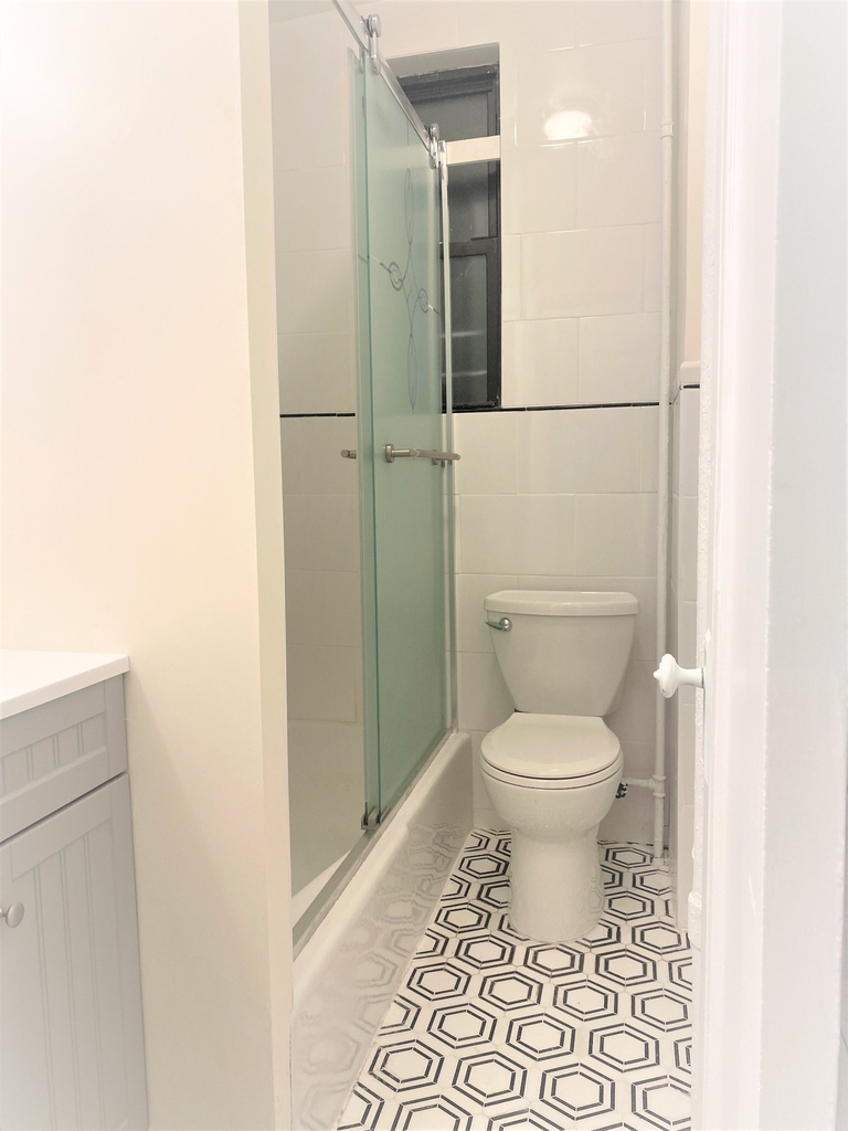 25-5 30th Avenue - Photo 8