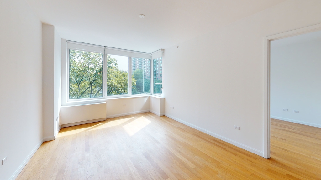 795 Columbus Avenue - Photo 4