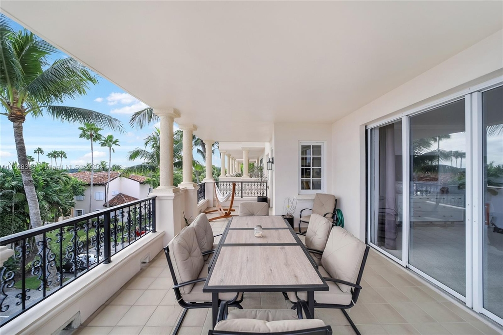 19133 Fisher Island Dr - Photo 29