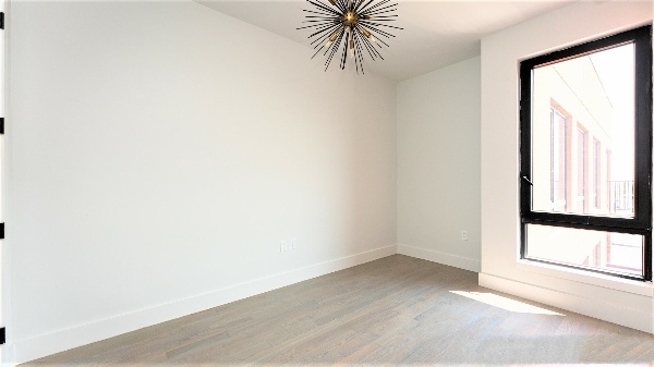 885 Rogers - Photo 5