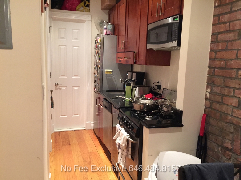 493 2nd Ave, #11 - Photo 4