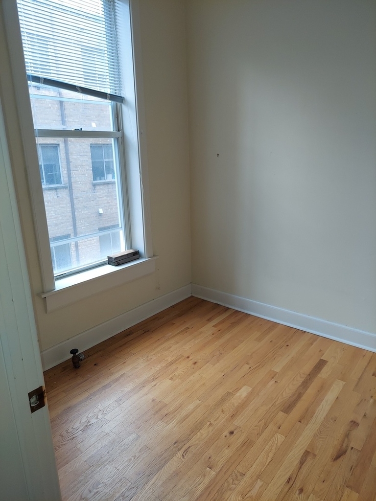 3249 North Broadway Street - Photo 7