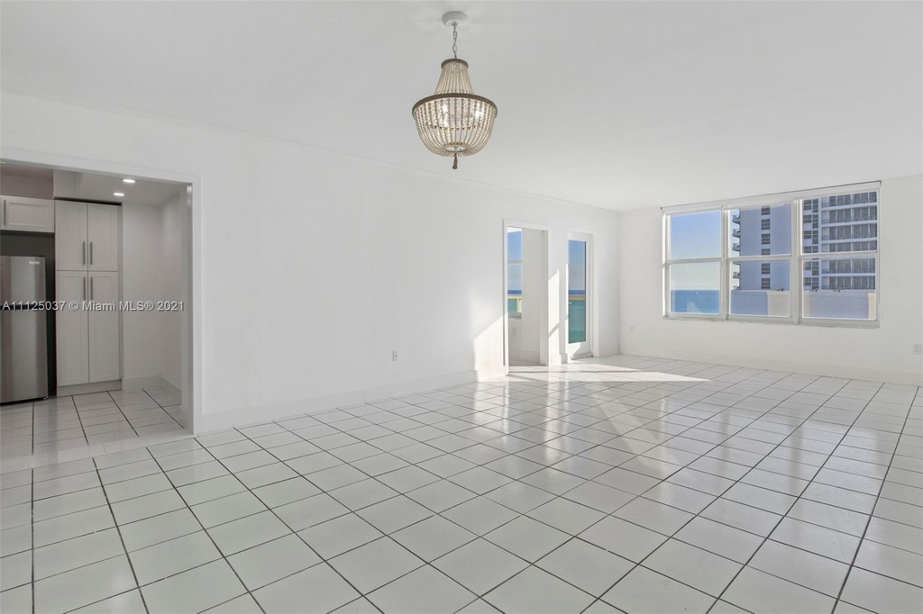 5001 Collins Ave - Photo 6