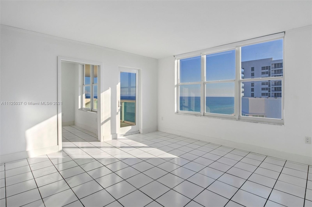 5001 Collins Ave - Photo 2