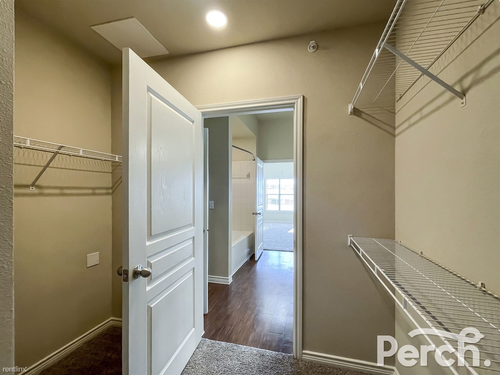 12601 Bee Caves Parkway - Photo 17