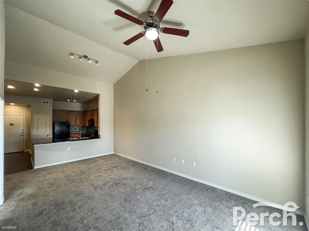 12601 Bee Caves Parkway - Photo 8