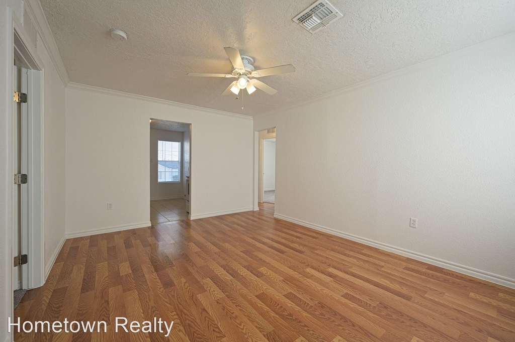 Lawton Townhomes - Photo 1