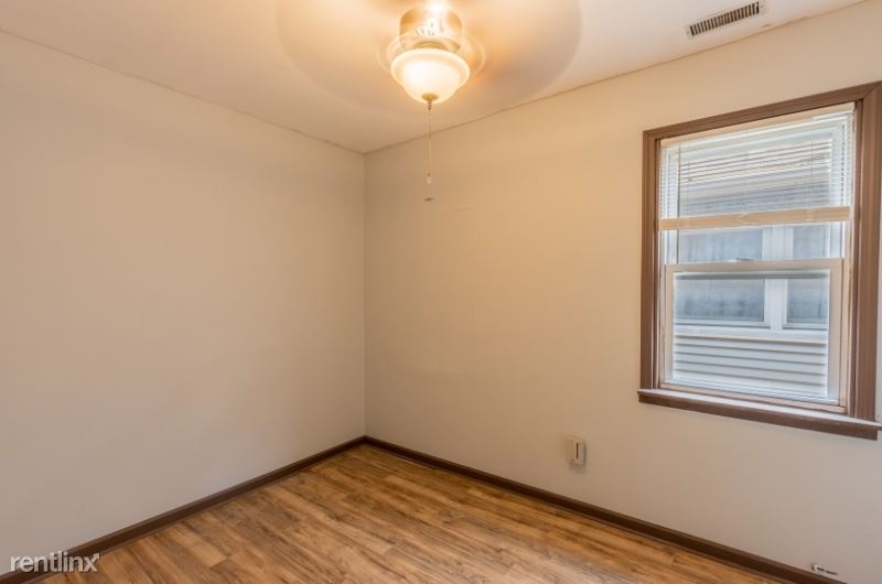 1014 W 20th Pl 11268335 - Photo 17