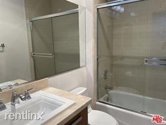 147 S Doheny Dr Apt 201 - Photo 4