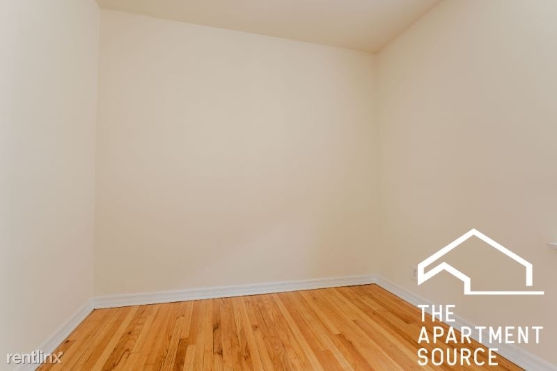 3036 W Wellington Ave #3 - Photo 6