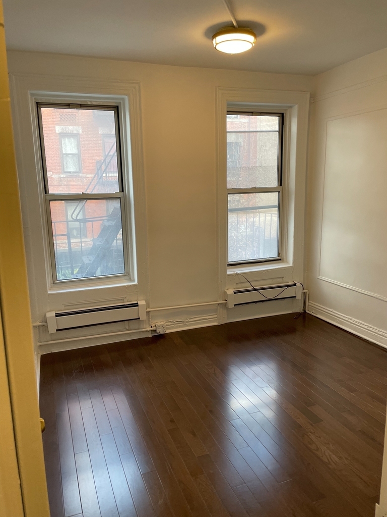 72 Hester Street - Photo 2