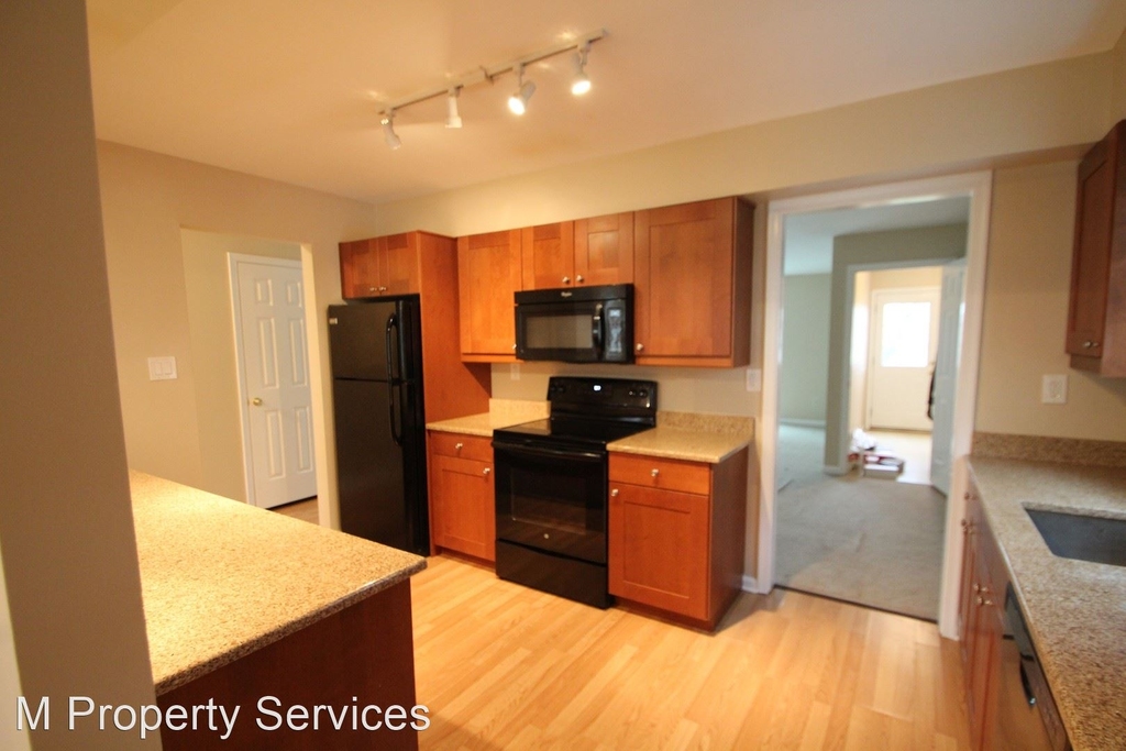 410 St. David Avenue - Photo 3