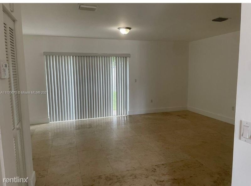 2770 Sw 31st Ct - Photo 2