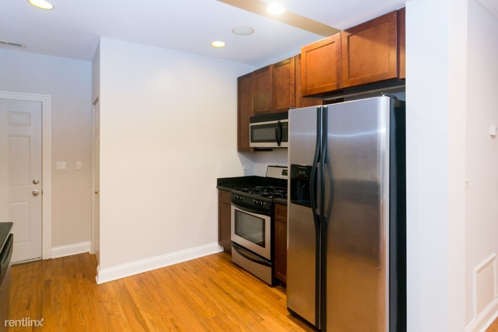 6508 N. Claremont, Unit 2w - Photo 14