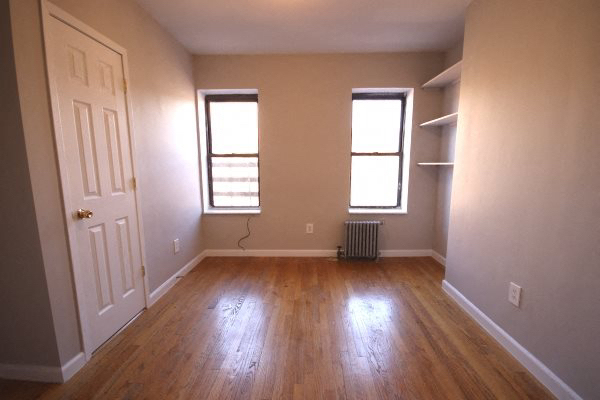 516 East 5 Street - Photo 0