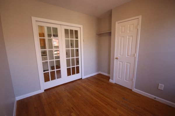 516 East 5 Street - Photo 2