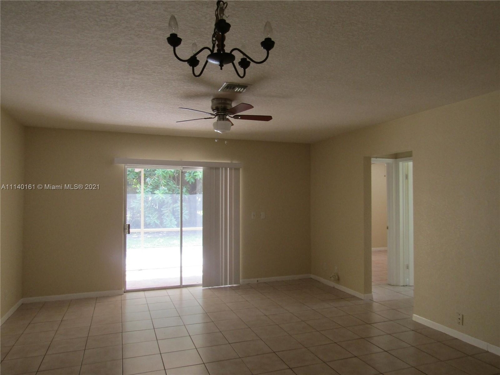 9006 Nw 23rd Pl - Photo 7