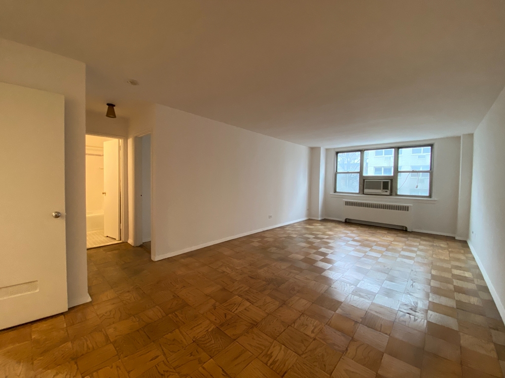 240 East 35th Street - Photo 1