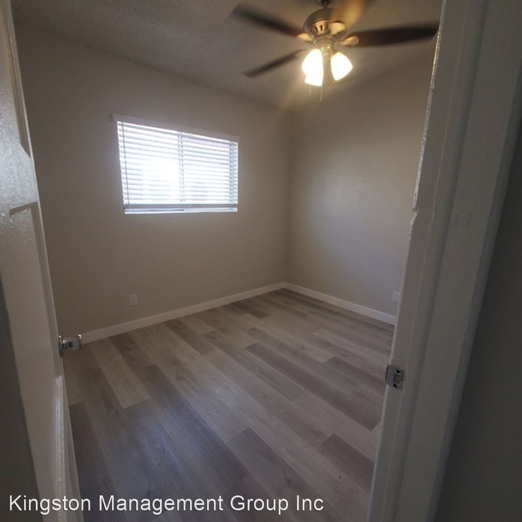 11120 S Normandie Avenue - Photo 9