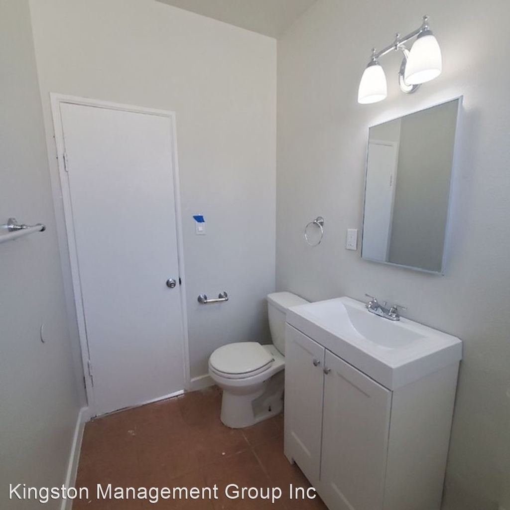 11120 S Normandie Avenue - Photo 13