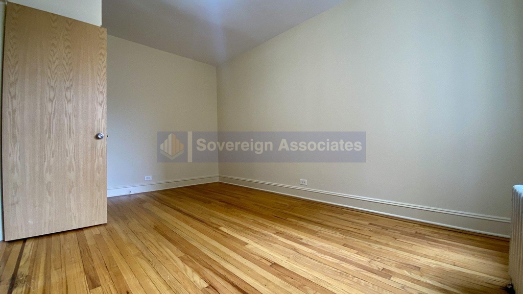 639 West 204th Street - Photo 10