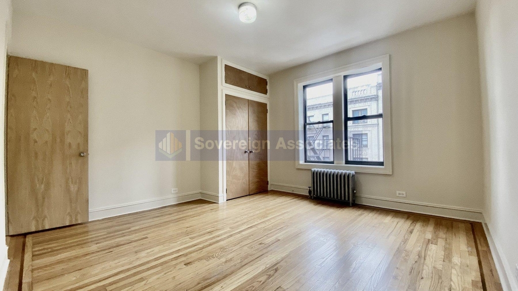 639 West 204th Street - Photo 7