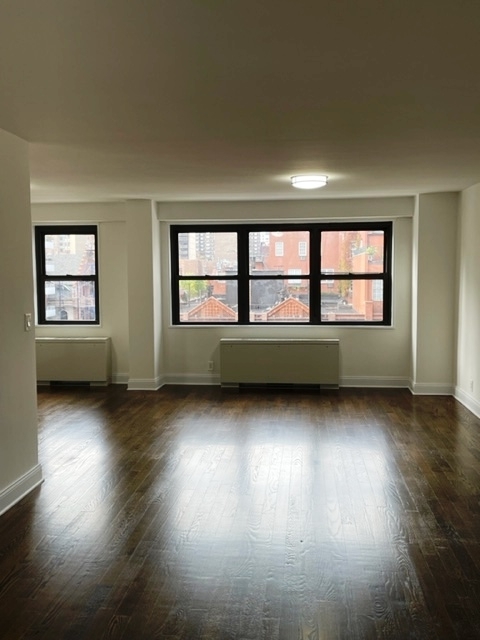 East 88th Street - Photo 2