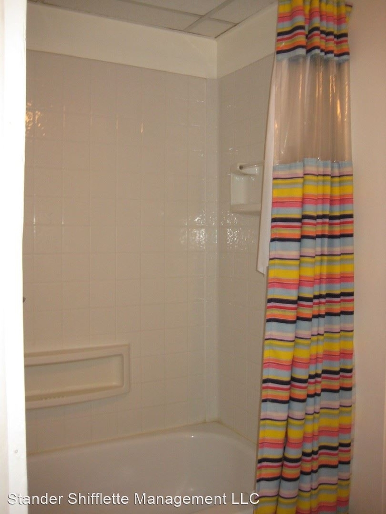 857 W. 36th Street Apt 2 - Photo 2