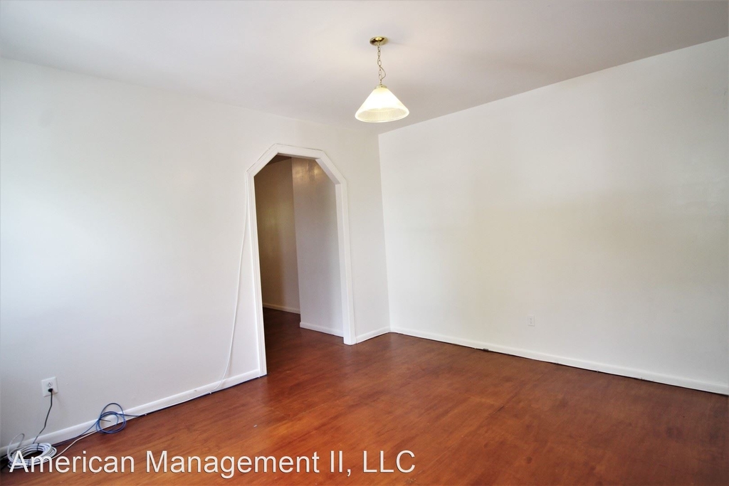 2944 Guilford Ave. - Photo 7