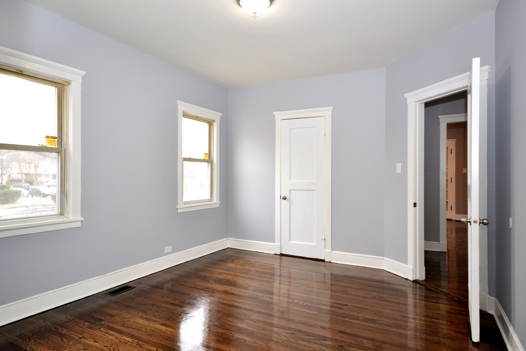 5849 West Midway Park Avenue - Photo 4