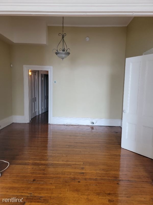 220 W Madison St 2-a - Photo 1