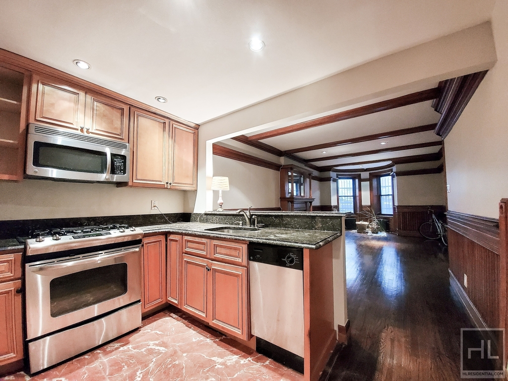 427 West 147th Street - Photo 3