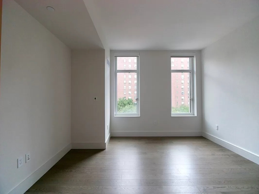 510 East 14th Street - Photo 7