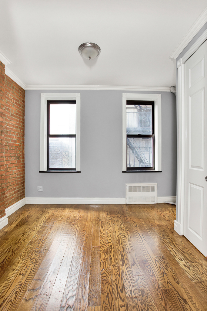 East 23rd Street and 3rd Avenue - Photo 2
