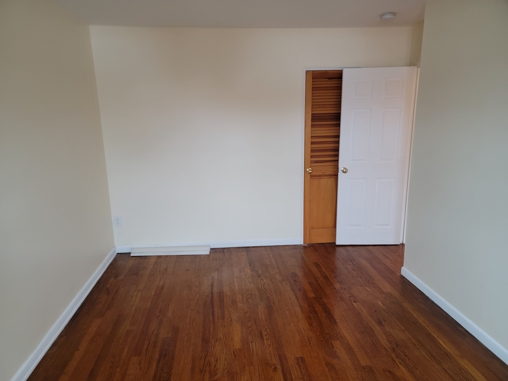 1326 East 55th Street - Photo 2