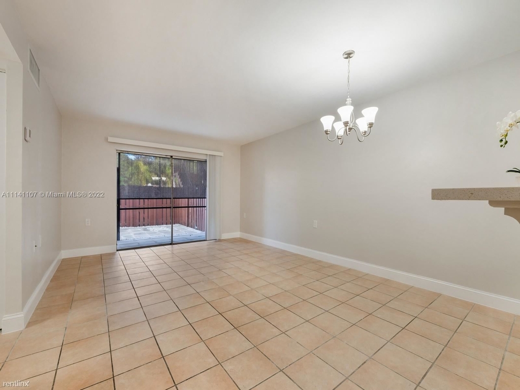 11213 N Kendall Dr Apt B112 - Photo 8