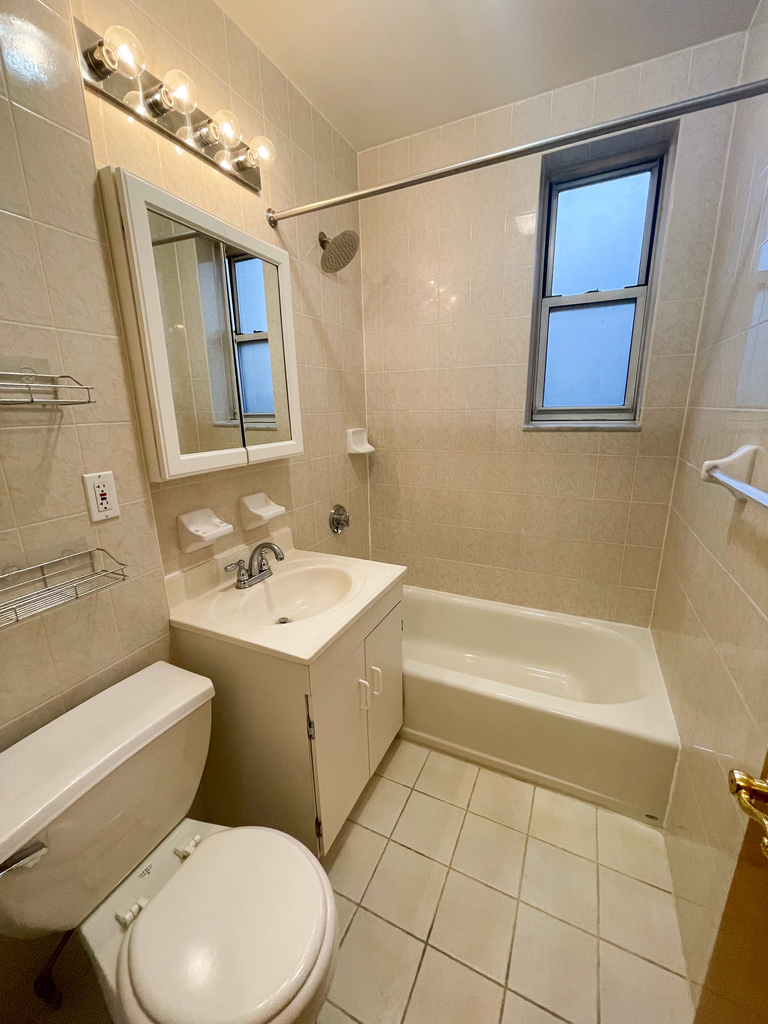 2249 Ocean Avenue - Photo 3