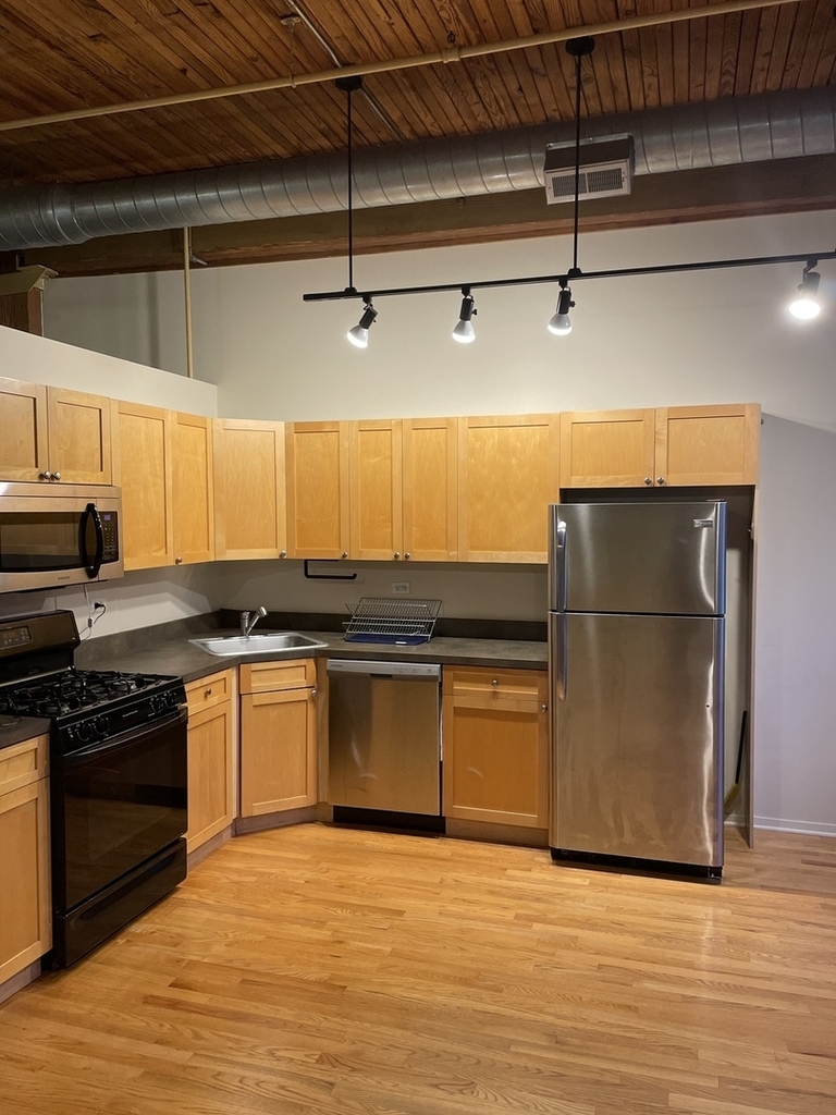 1801 South Michigan Avenue - Photo 4