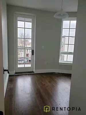 555 Grand Street - Photo 3