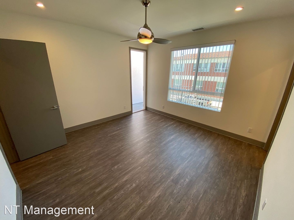 6550 W. 86th Place - 6550 - Photo 20