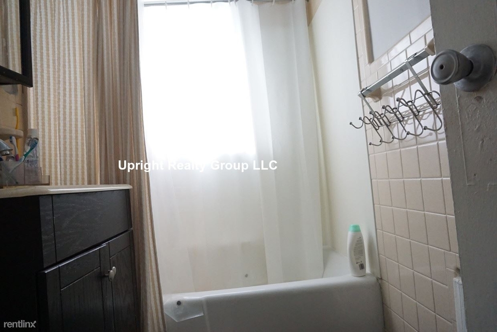 136 Arlington St - Photo 6