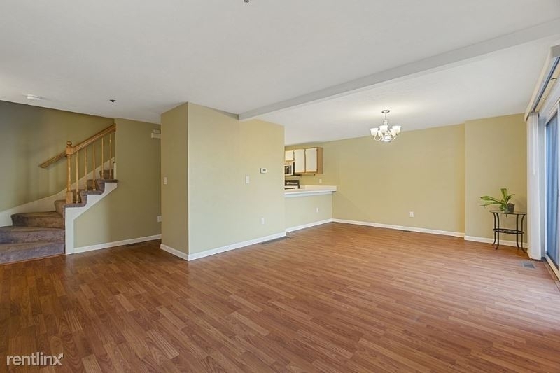 360 Littleton Rd F2 - Photo 4