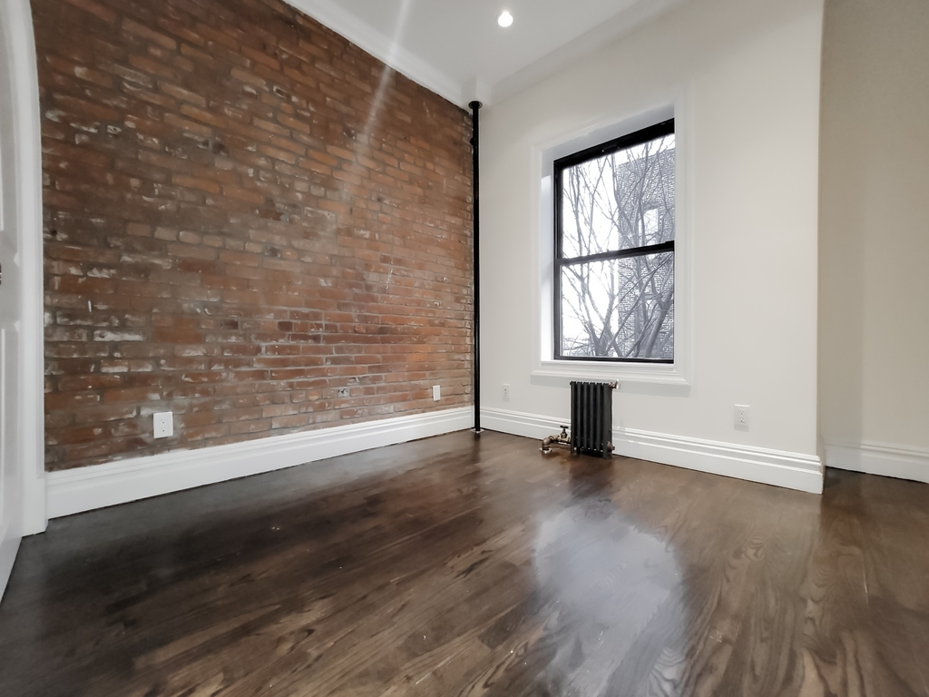 350 East 13th Street - Photo 5