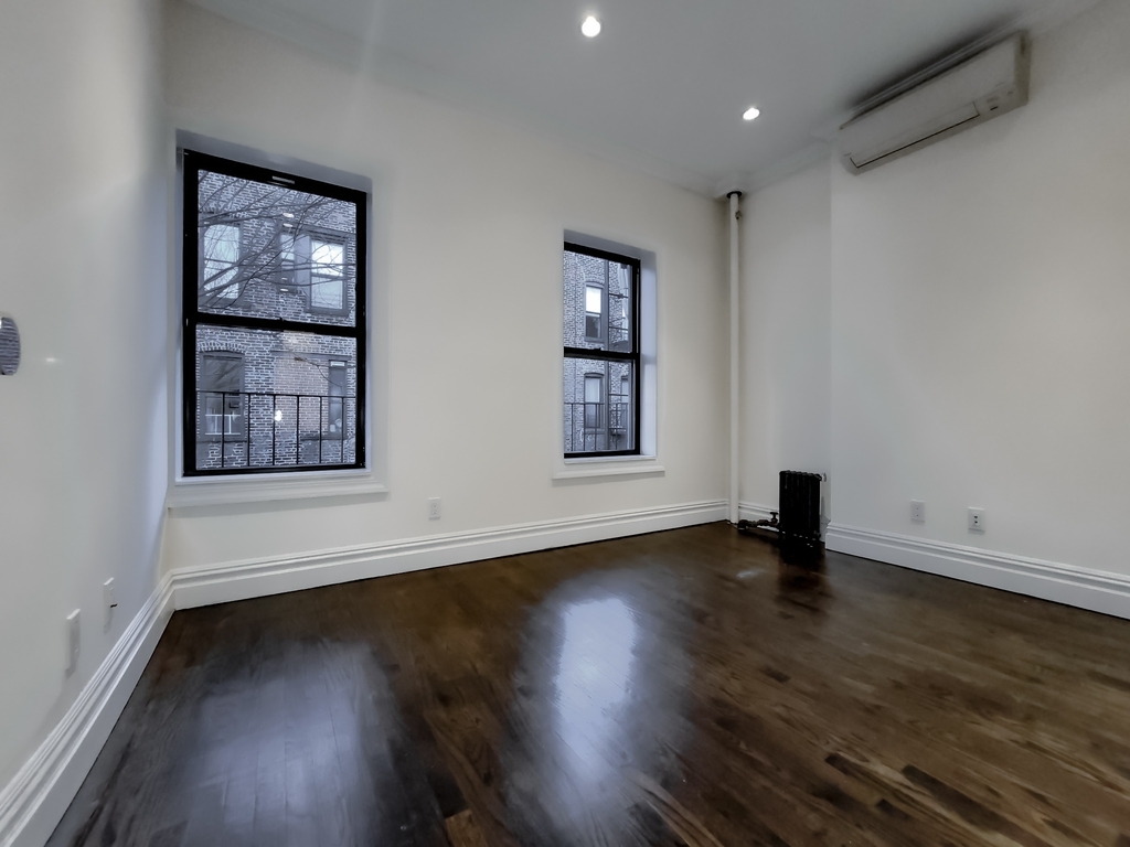 350 East 13th Street - Photo 3