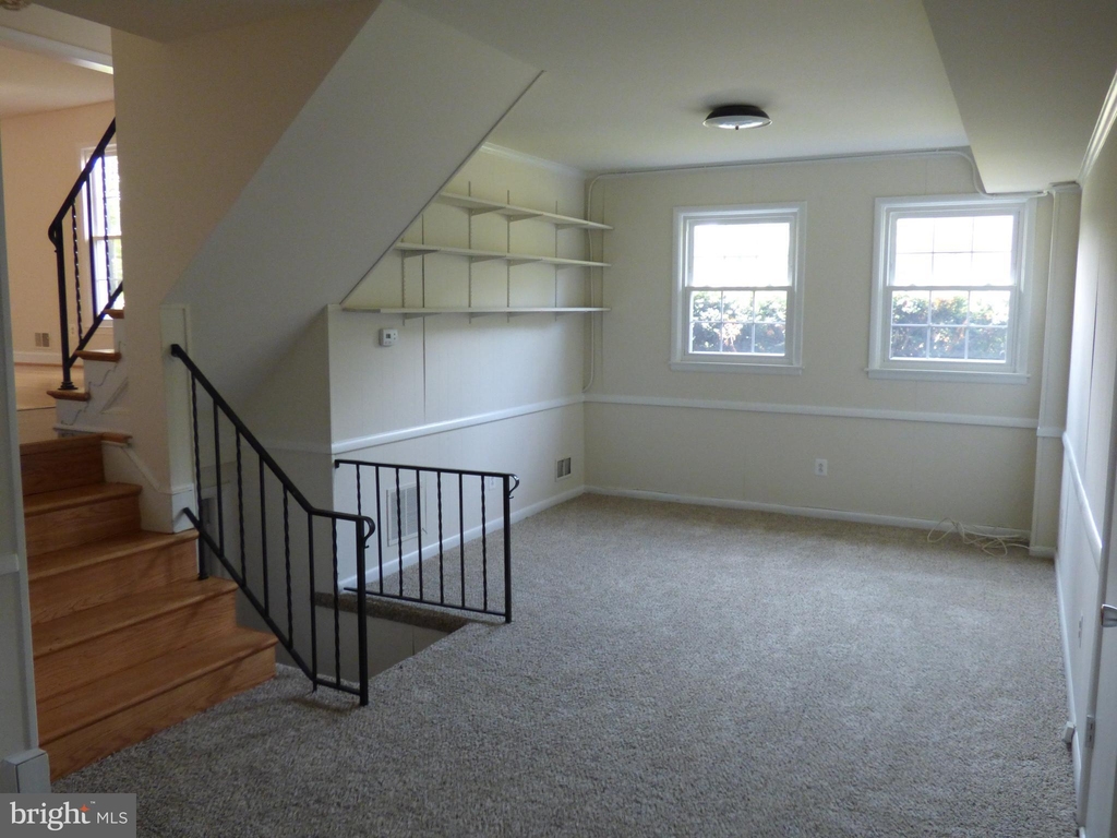 7815 Fulbright Court - Photo 8