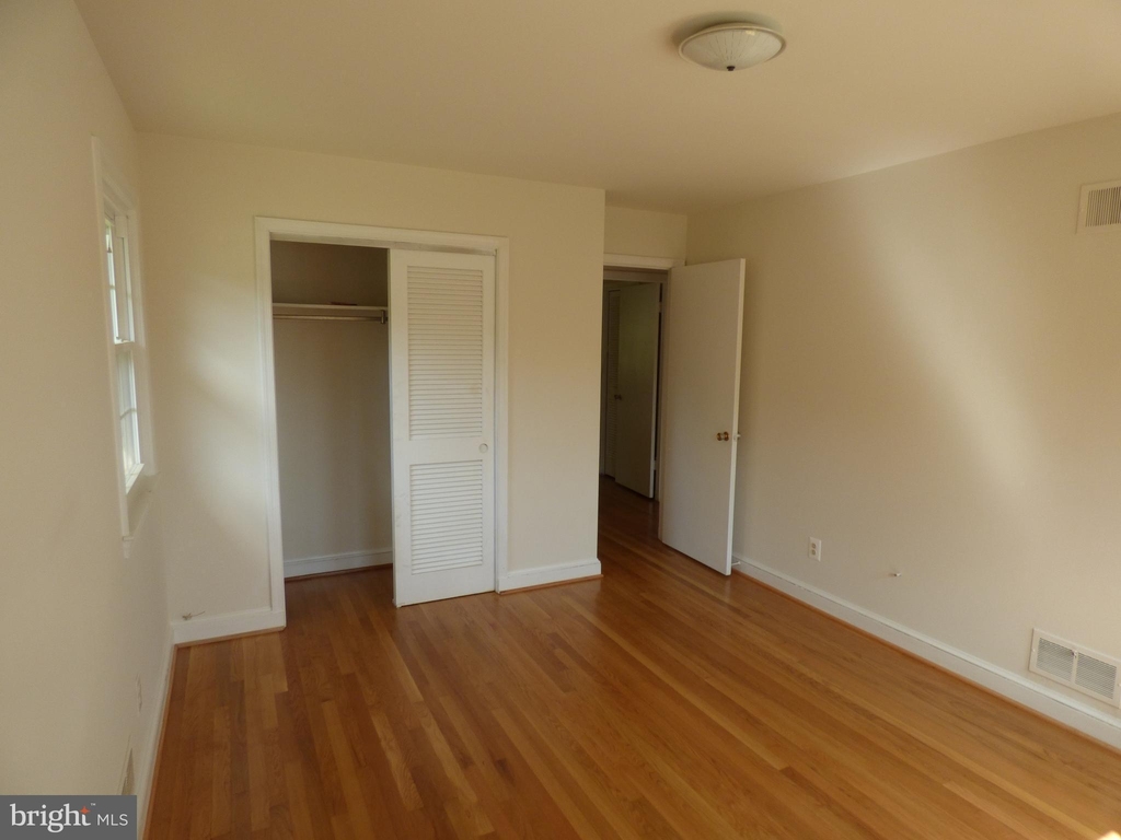 7815 Fulbright Court - Photo 21